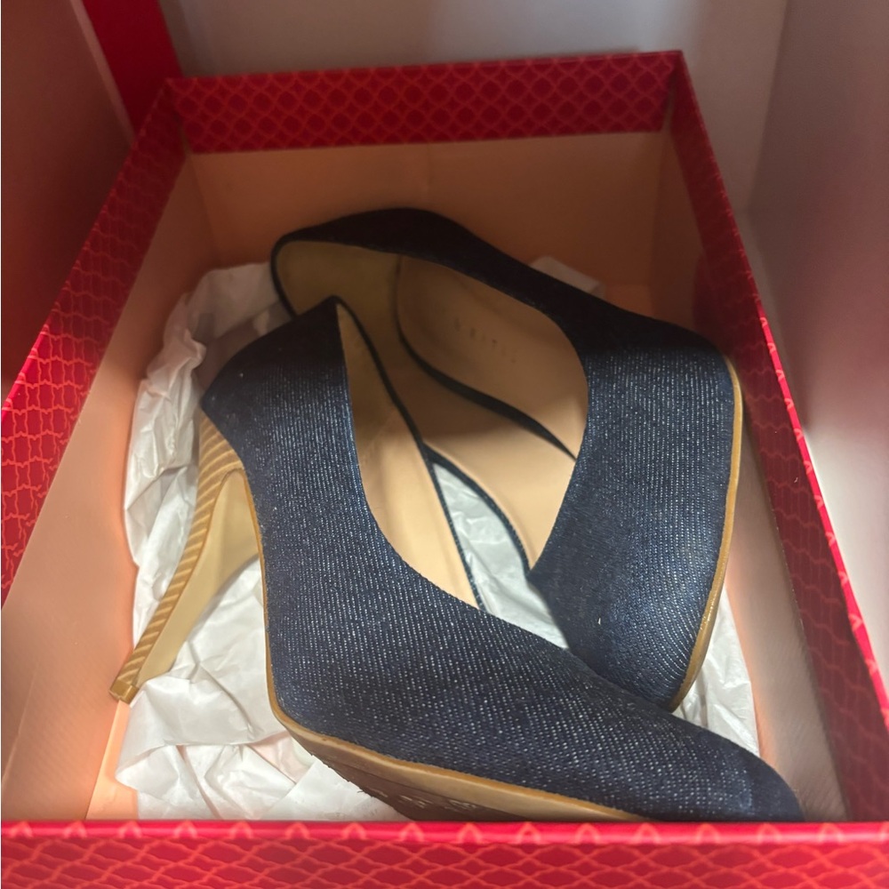 Kelly & Katie Vibrant Red Shoe Box